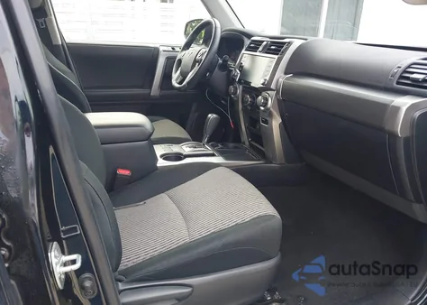 2024 Toyota 4Runner Sr5 из США, поврежденный, VIN JTEEU5JRXR5310625